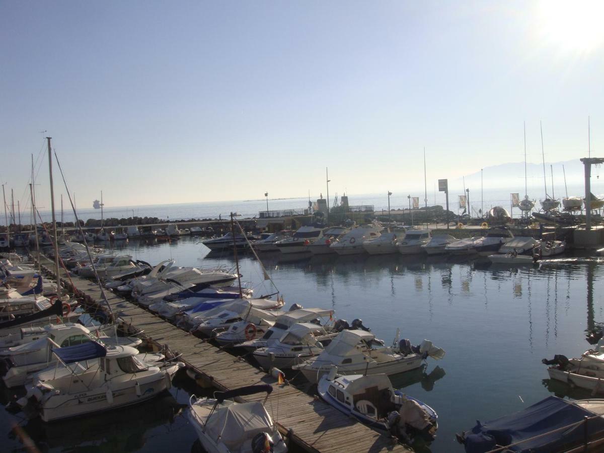 Apartamentos Casa Tia Antonia Málaga Eksteriør billede